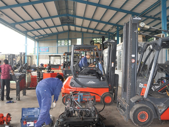 Dịch Vụ Sửa Xe Nâng Tại Bình Dương
