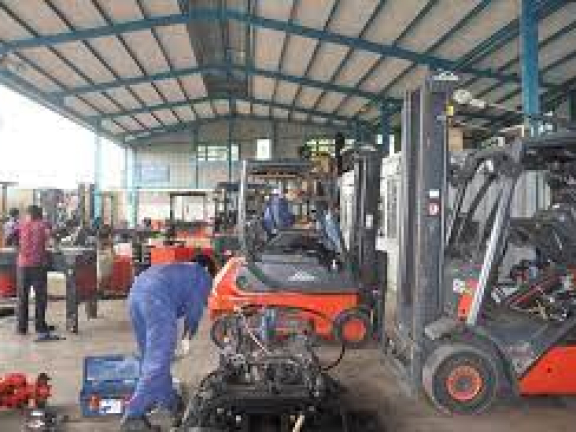 Sửa Chữa Xe Nâng Tay Tận Nơi Tại Nhơn Trạch Giá Rẻ