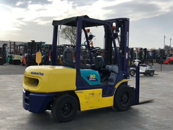 Sửa chữa xe nâng Dĩ An